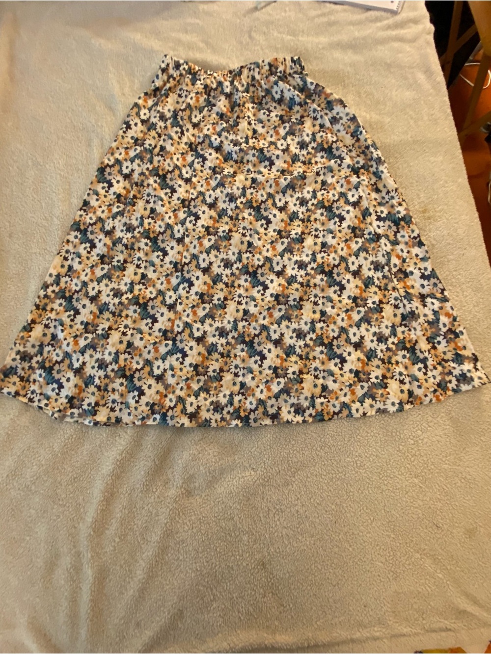 Source Unknown Floral A-Line Skirt in White, Blue and Brown Tones
